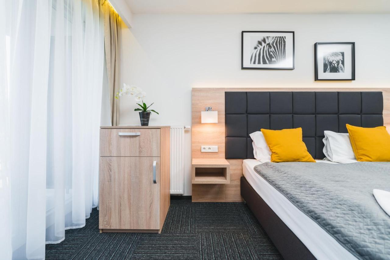 Aron Residence - By Upstairs Krakow Luaran gambar